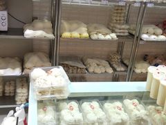 店内布置-白玉兰食品(甜云店)