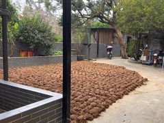 -御霞苑泥烩鸡休闲农庄