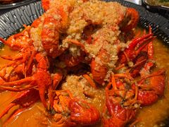 经典蒜香龙虾-红盔甲·小龙虾(天钥桥店)