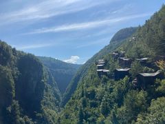 -蝶舞清江·恩施地心谷景区
