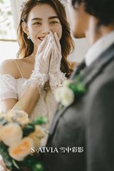 -雪中彩影婚纱摄影·微光艺术中心