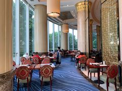 靠窗位-东方滨江大酒店·滨江厅