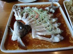 -莲餐厅·湖北菜·潜江小龙虾店(愚园路店)