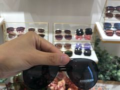 -肆兮眼镜·蔡司·徕卡战略合作店(大坪店)