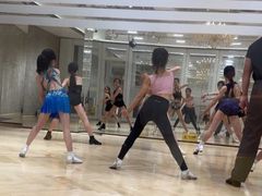 -港龙舞蹈·成人少儿舞蹈培训(深圳湾校区)