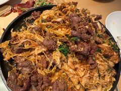 -关东小磨东北菜(上海长风大悦城店)