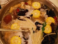 -一席地·本地鸡窝·杭帮鸡火锅(萧山银隆百货店)