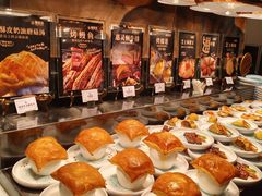 -雍容荟帝王蟹活龙虾展台自助(IFS黑金店)