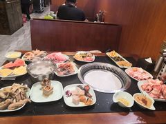 -九寸花汀海鲜烤肉自助(中东迪克店)