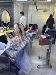 -藤野造型烫发染发