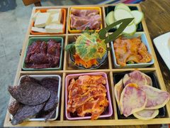 -哈吱喂丽江火塘·牦牛火锅(五一街店)