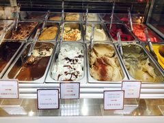 -VENCHI 闻绮(上海佛罗伦萨小镇店)