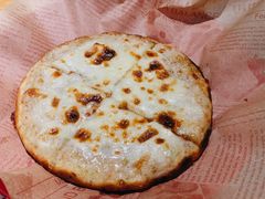 虾肉芝士披萨-斗牛士牛排(南京东路店)