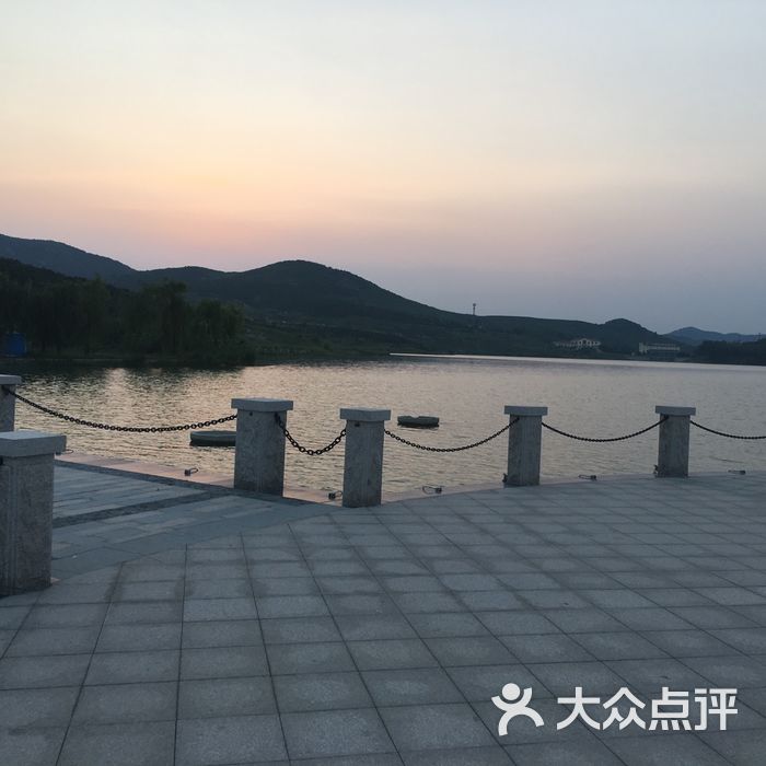 日照松月湖蓝海钧华大饭店