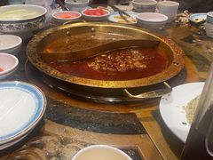 -小天鹅火锅·一线江景洪鼎旗舰店(洪崖洞店)