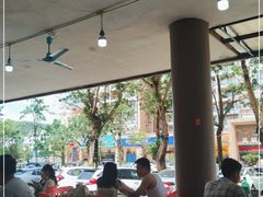 大堂-源海渔村·现捞海鲜(大角湾店)
