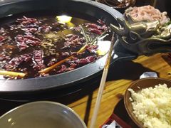 -黄潇洒老火锅(九眼桥宏济巷店)
