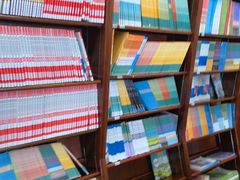 -新华书店(泉城路店)