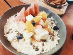 凯撒沙拉-魏斯理汉堡(西安沣东吾悦店)