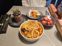-W COLLECTIVE  DESSERT SHOP