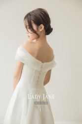 -Lady  Jane高端婚纱礼服馆