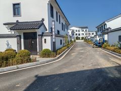 -大连步云山老汤度假山庄