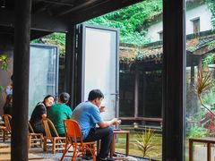 露天位-Metal hands·铁手咖啡