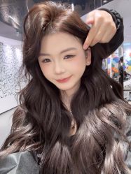 -V7 HAIR SALON