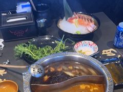 -牛武士寿喜烧·和牛火锅自助(全球首店)
