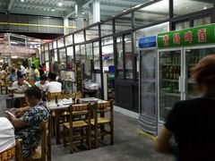 -四川小胡子海鲜(丁村万人海鲜广场店)