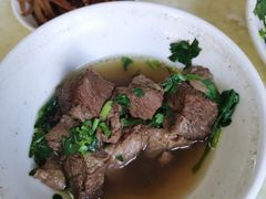 -万盛园炖肉馆(云峰店)