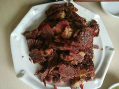 -闫家驴肉老店(华电一校店)