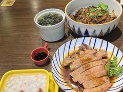 -玖鲜小笼(中山广场店)