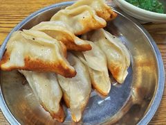 -黄阿姨锅贴大王(万航渡路店)