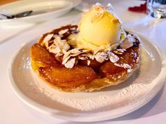 温热苹果塔-壳里西餐厅Coquille Seafood Bistro(蒙自路店)