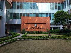 -香港大学