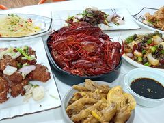 -老鄞江清水龙虾•赵赵家(江北店)