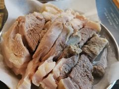 鲜·白斩羊-阿金大白·上海菜馆(新天地店)