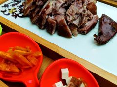 -有红鸡毛店·川菜(建设路店)