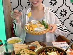 -小小集渔·泰式大排档(太古里香槟店)