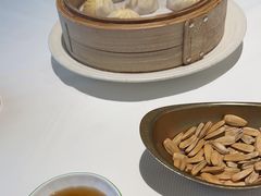 -桂满陇·江南茶餐厅·蟹黄小笼汤包(中山公园店)
