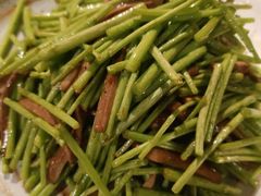 芦蒿炒香干-青年公社烤鸭(青年路店)