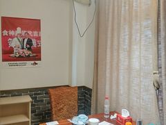 -茸梅路右拐龙虾-农家菜(松江店)