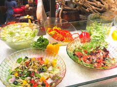 -四海一家自助餐(益田假日广场店)