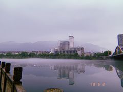 -醉美东江·三文鱼·烧鸡公