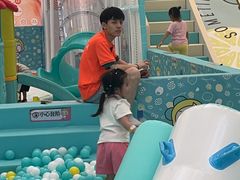 -新田360广场(上海华侨城店)