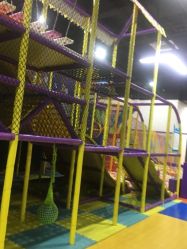 -蹦贝运动中心·蹦床·攀岩·闯关(龙岗店)