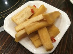 腌萝卜-正能量脆肉鲩火锅