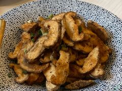 椒盐蘑菇-沿途四季·云南菜·诗酒茶(蓝色港湾店)