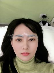 -依萱绮医疗美容